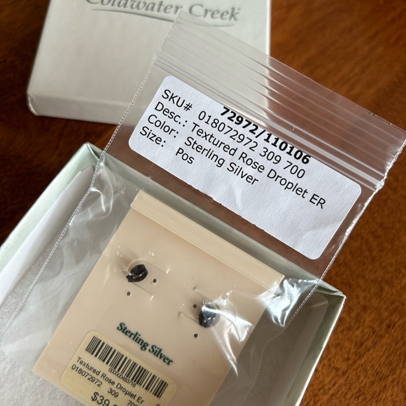 NIB earrings Sterling Silver free with over $20 purchase! - Picture 3 of 4